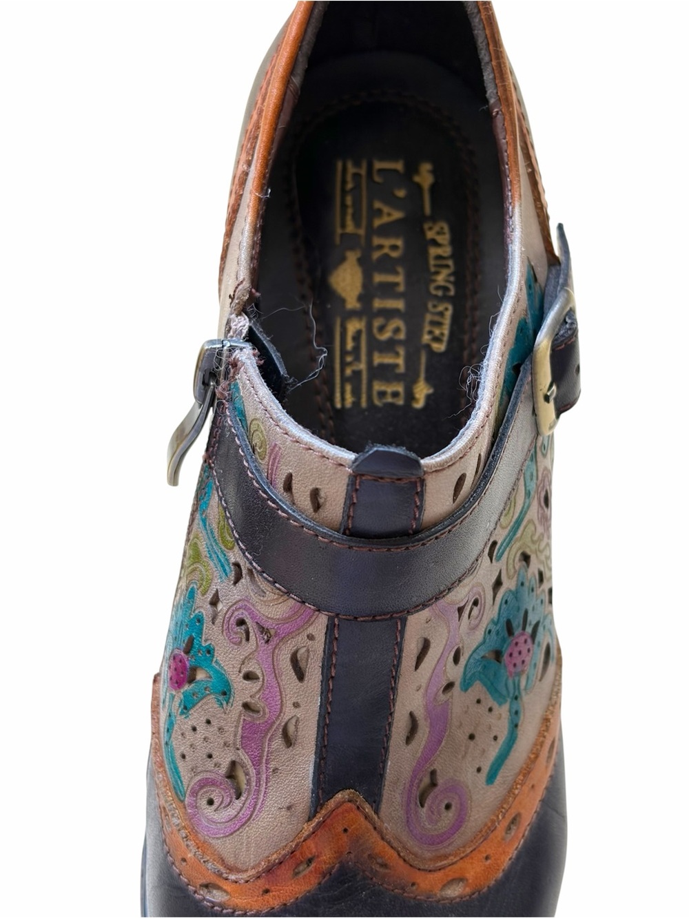 L’Artiste hand painted tooled leather ankle bootie - Picture 2 of 6
